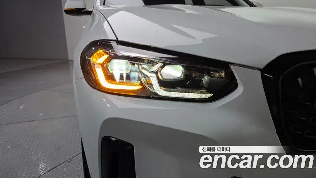 BMW X4 2025 — ფოტო 6/33