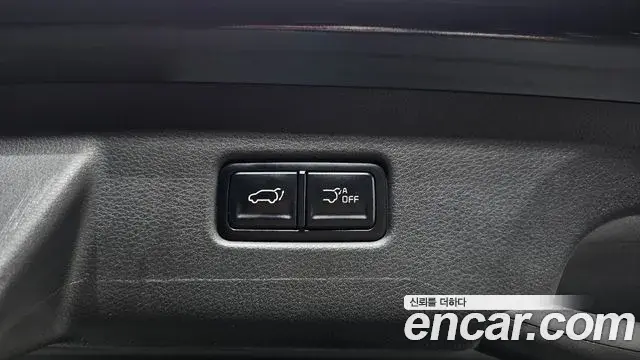Kia Carnival 2025 — Фото 17/20