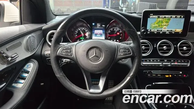Mercedes-Benz GLC-Class 2019 — Фото 13/20