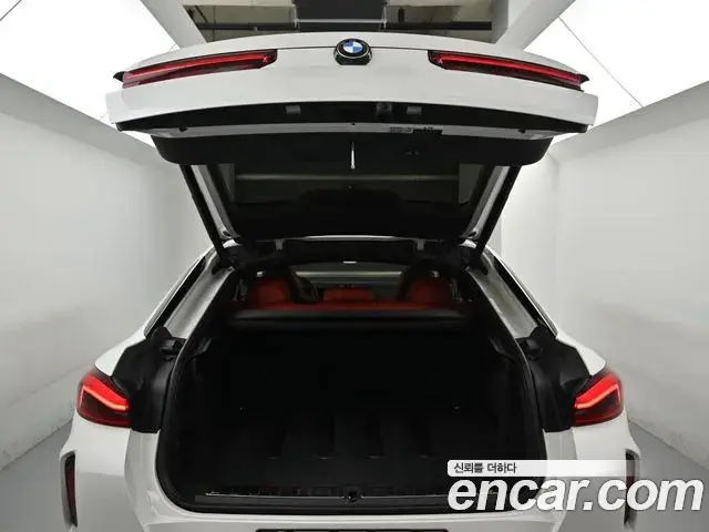 BMW X6M 2024 — Şəkil 11/20