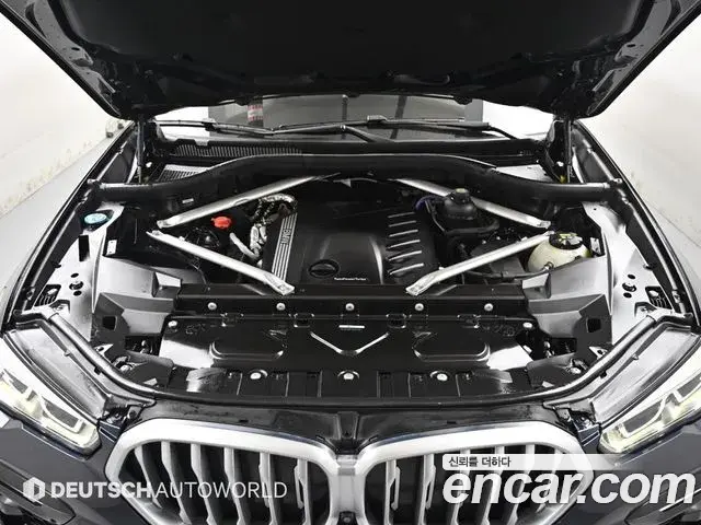 BMW X6 2021 — Photo 19/20