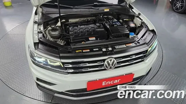Volkswagen Tiguan Allspace 2020 — Photo 14/20