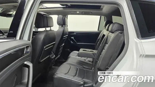 Volkswagen Tiguan Allspace 2020 — Photo 13/20