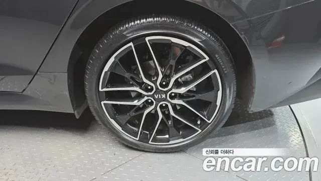 Kia K5 2021 — Photo 24/31