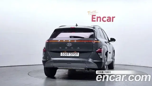 Hyundai Kona 2023 — Фото 4/20