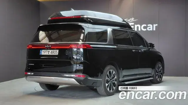 Kia Carnival 2022 — Şəkil 6/33