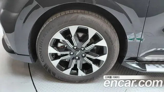 Kia Carnival 2022 — Şəkil 31/33