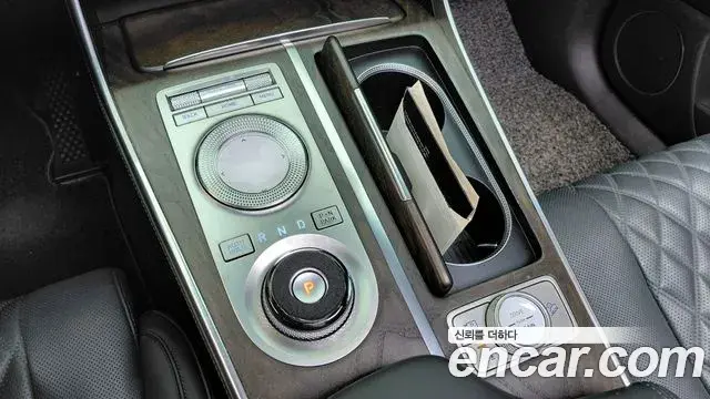 Genesis GV80 2022 — Şəkil 31/32