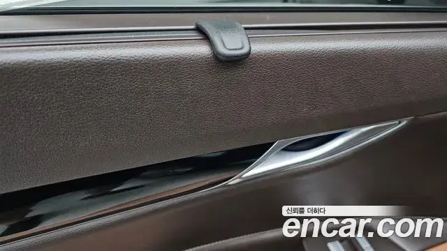 Genesis G80 2022 — ფოტო 31/34