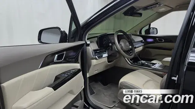 Kia Carnival 2023 — Фото 10/20