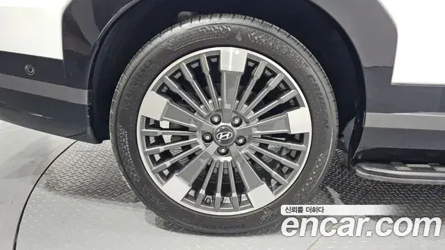 Hyundai Santa Fe 2025 — ფოტო 23/36