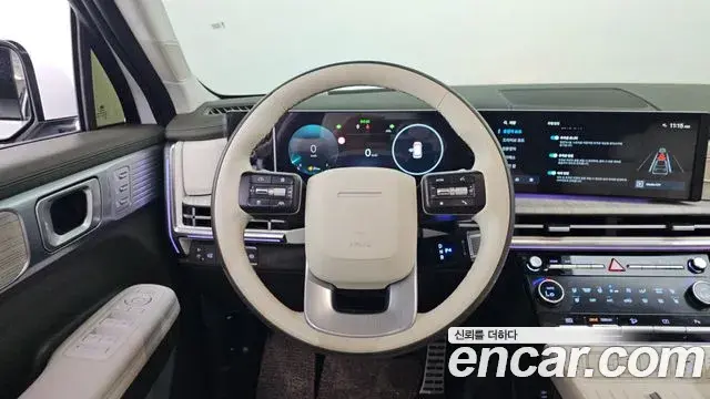 Hyundai Santa Fe 2025 — ფოტო 6/36