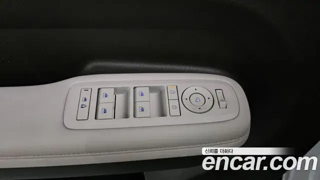 Hyundai Santa Fe 2025 — ფოტო 36/36
