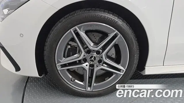 Mercedes-Benz CLA-Class 2024 — Photo 34/34