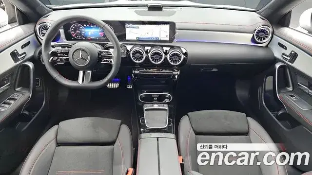 Mercedes-Benz CLA-Class 2024 — Photo 30/34
