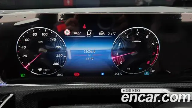 Mercedes-Benz CLA-Class 2024 — Photo 7/34