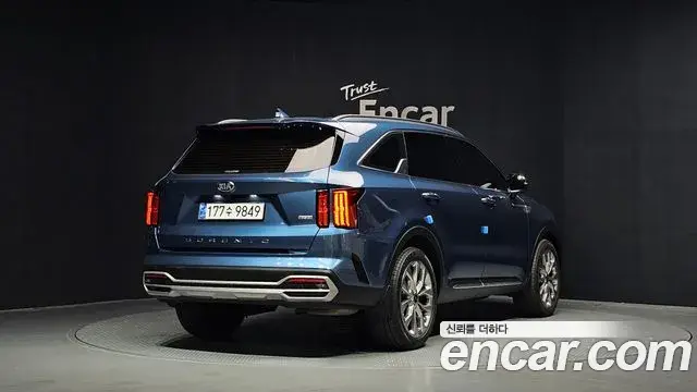 Kia Sorento 2021 — Фото 2/20