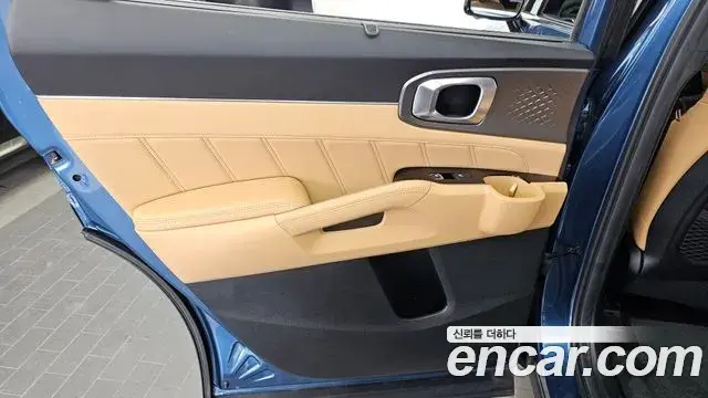 Kia Sorento 2021 — Şəkil 20/36