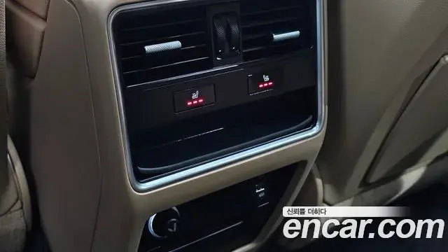 Porsche Cayenne 2019 — Фото 18/20