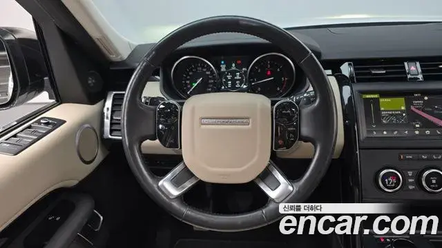 Land Rover Discovery 5 2019 — Фото 13/20