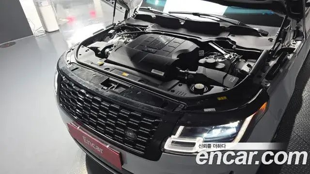 Land Rover Range Rover 2019 — ფოტო 14/20