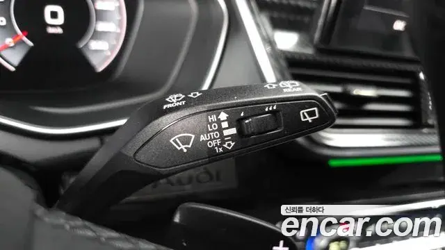 Audi Q5 2022 — Photo 33/35