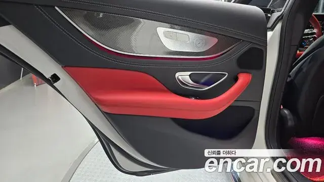 Mercedes-Benz AMG GT 2023 — ფოტო 13/30