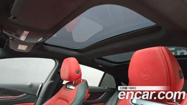 Mercedes-Benz AMG GT 2023 — ფოტო 3/30