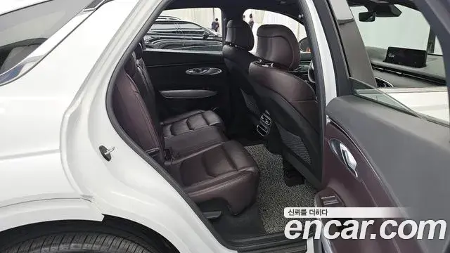 Genesis GV70 2021 — Photo 12/20