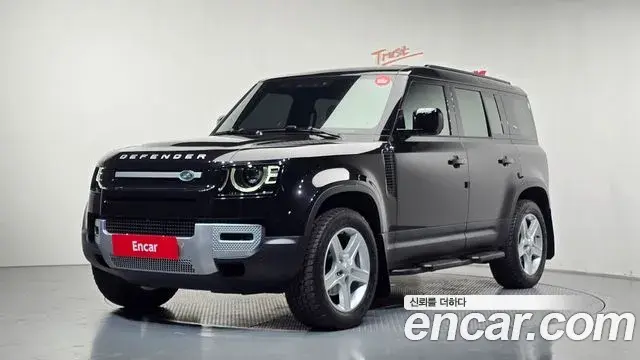Land Rover Defender 2022 — ფოტო 30/35