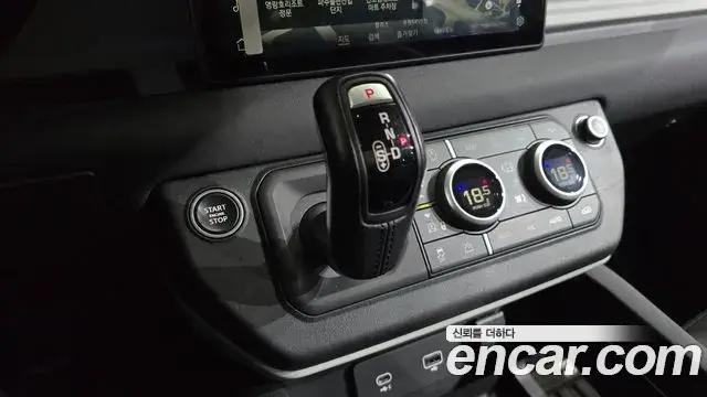 Land Rover Defender 2022 — ფოტო 35/35
