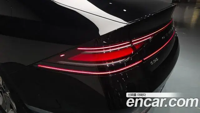 Genesis G90 2023 — Şəkil 16/40