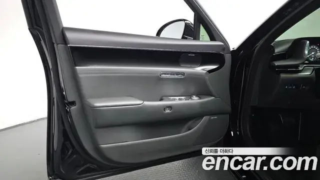 Genesis G90 2023 — Şəkil 29/40
