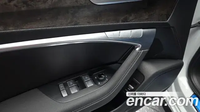 Audi A6 2021 — ფოტო 21/34