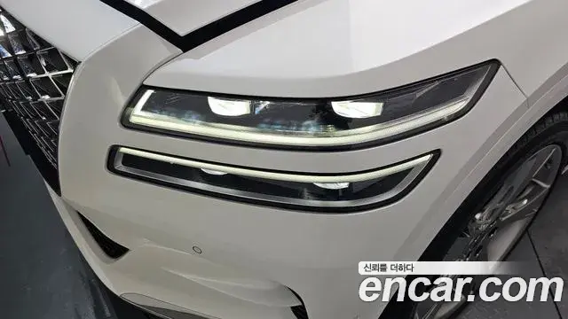 Genesis GV80 2022 — Photo 25/34