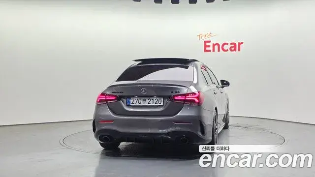 Mercedes-Benz A-Class 2022 — Photo 9/20