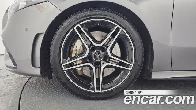 Mercedes-Benz A-Class 2022 — Photo 16/20