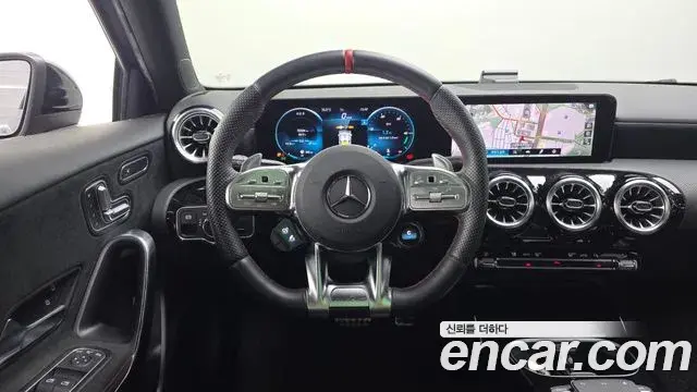 Mercedes-Benz A-Class 2022 — Photo 20/20