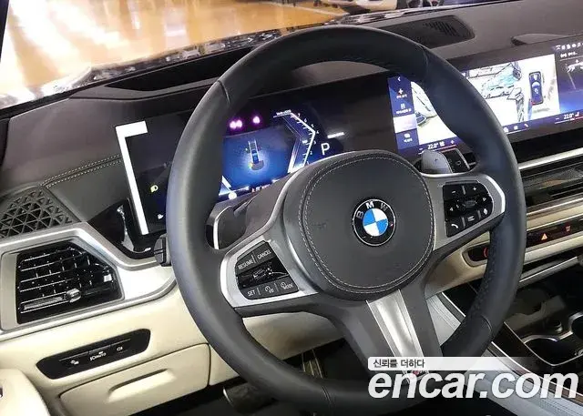 BMW X5 2025 — Фото 12/20