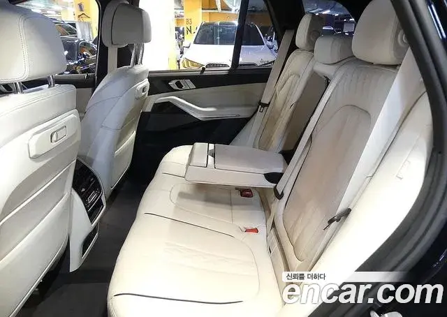 BMW X5 2025 — Фото 17/20