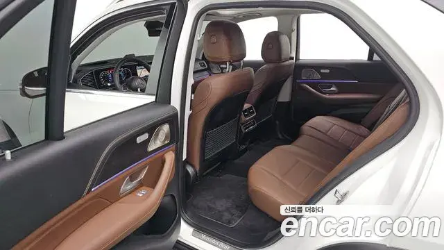 Mercedes-Benz GLE-Class 2023 — Фото 10/20