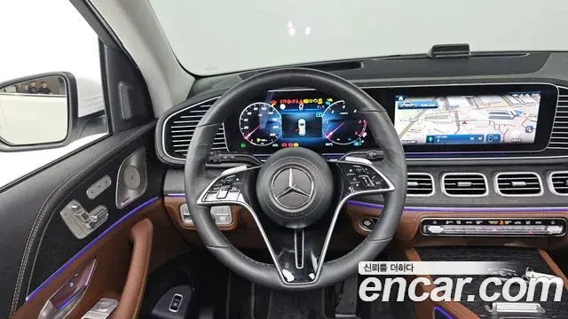 Mercedes-Benz GLE-Class 2023 — Фото 12/20