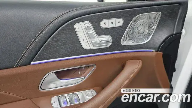 Mercedes-Benz GLE-Class 2023 — Фото 18/20