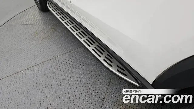 Mercedes-Benz GLE-Class 2023 — ფოტო 31/33