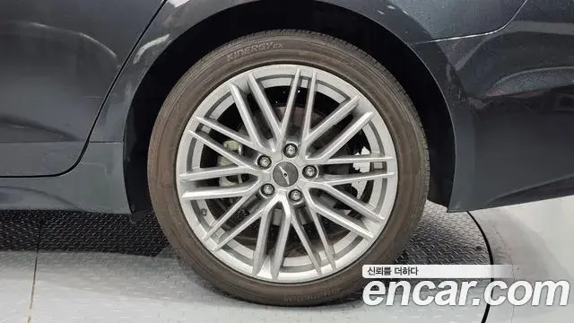 Genesis G70 2019 — Şəkil 20/30