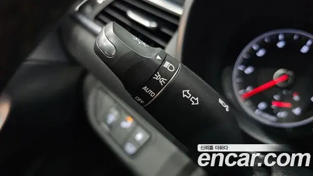 Genesis G70 2019 — Şəkil 15/30