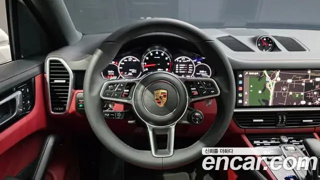 Porsche Cayenne 2023 — Photo 5/20