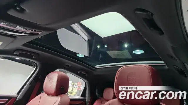 Porsche Cayenne 2023 — Photo 17/20