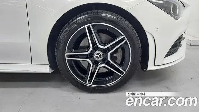 Mercedes-Benz CLA-Class 2023 — Photo 1/17