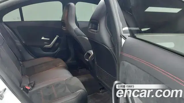 Mercedes-Benz CLA-Class 2023 — Photo 7/17